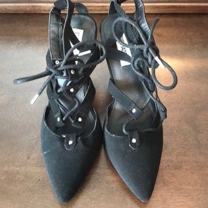 Steve Madden Black Rylan Suede Lace Up Pumps